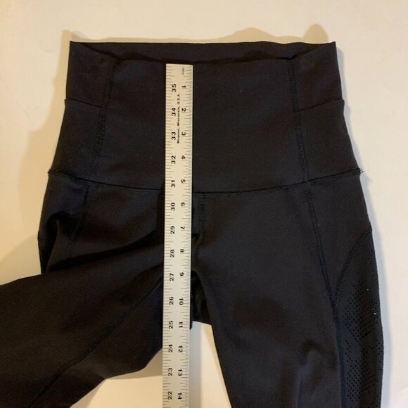 Lululemon Women's Side Vent Perforated Active Compression Leggings Size 4 - Picture 10 of 11